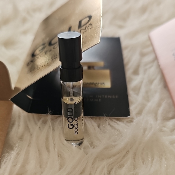 Assorted Perfume Sample Collection - Picture 3 of 8